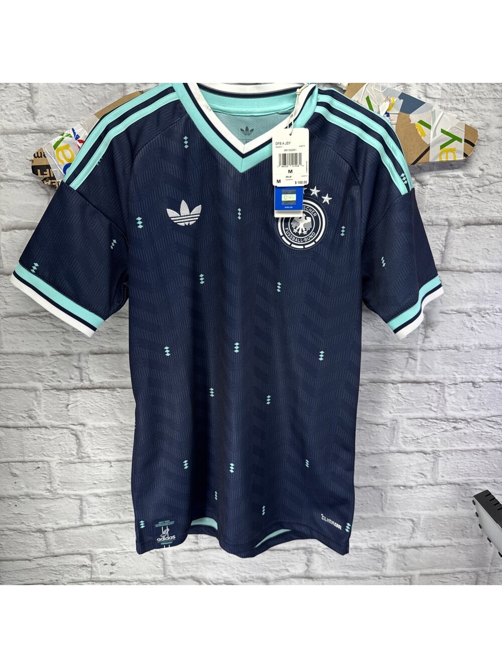 adidas Men Germany 26 Away Jersey Size Medium